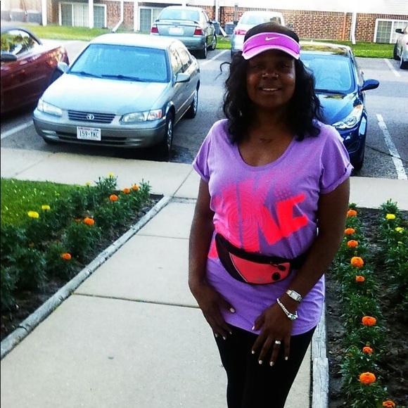 Meet your Posher, Laisha - Picture 7 of 8